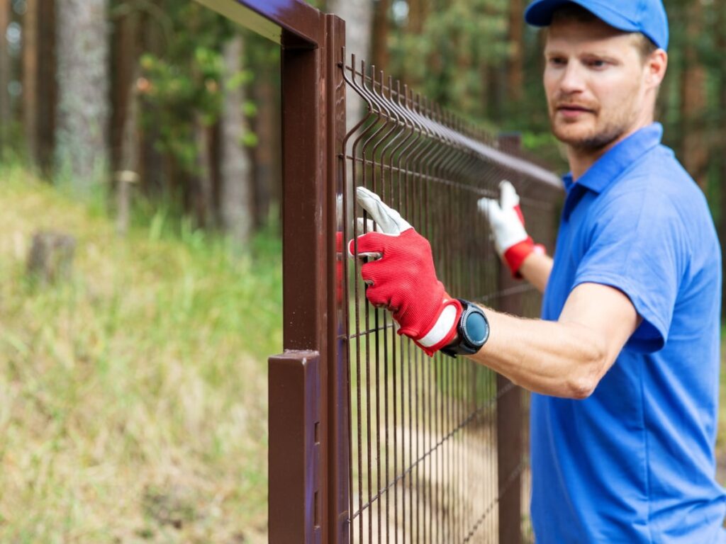 Benefits of Installing a Fence in Black Mountain, NC 